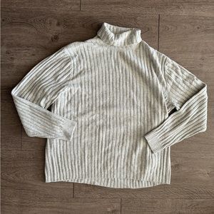 Banana Republic Recycled Wool Turtleneck in Natural Size XL